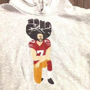 Colin Kaepernick fist sweatshirt sz XL